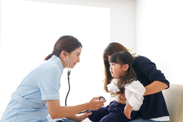 子供が予防接種を受けてください。