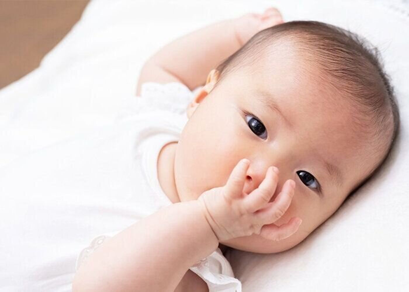 妊婦さんは歯から カルシウムが抜けるってホント 妊婦と赤ちゃん むし歯予防のウソvsホント たまひよ 妊婦さんは歯から カルシウムが抜けるってホント 妊婦と赤ちゃん むし歯予防のウソvsホント たまひよ