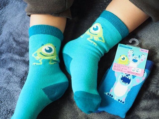 セリア　100均 オシャレ　キッズ靴下　モンスターズインク