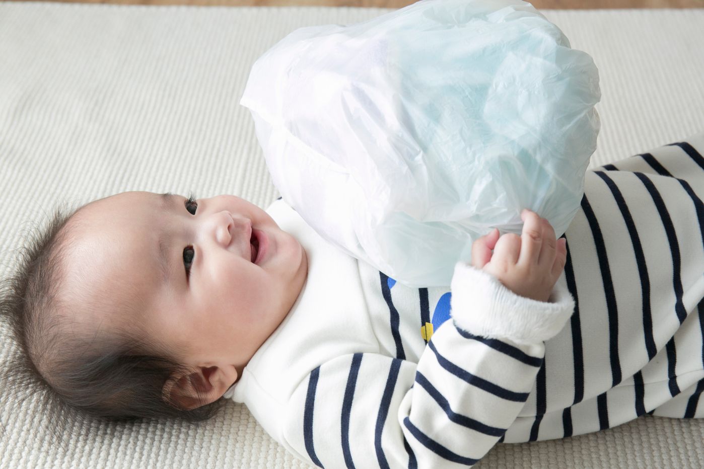 月齢別 お出かけしない日も朝までぐっすり眠る 真冬の室内遊び たまひよ 月齢別 お出かけしない日も朝までぐっすり眠る 真冬の室内遊び たまひよ