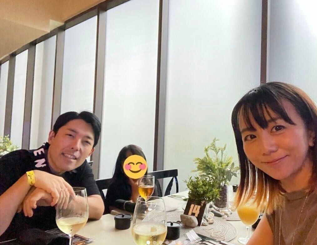 福田萌さんとご家族の写真