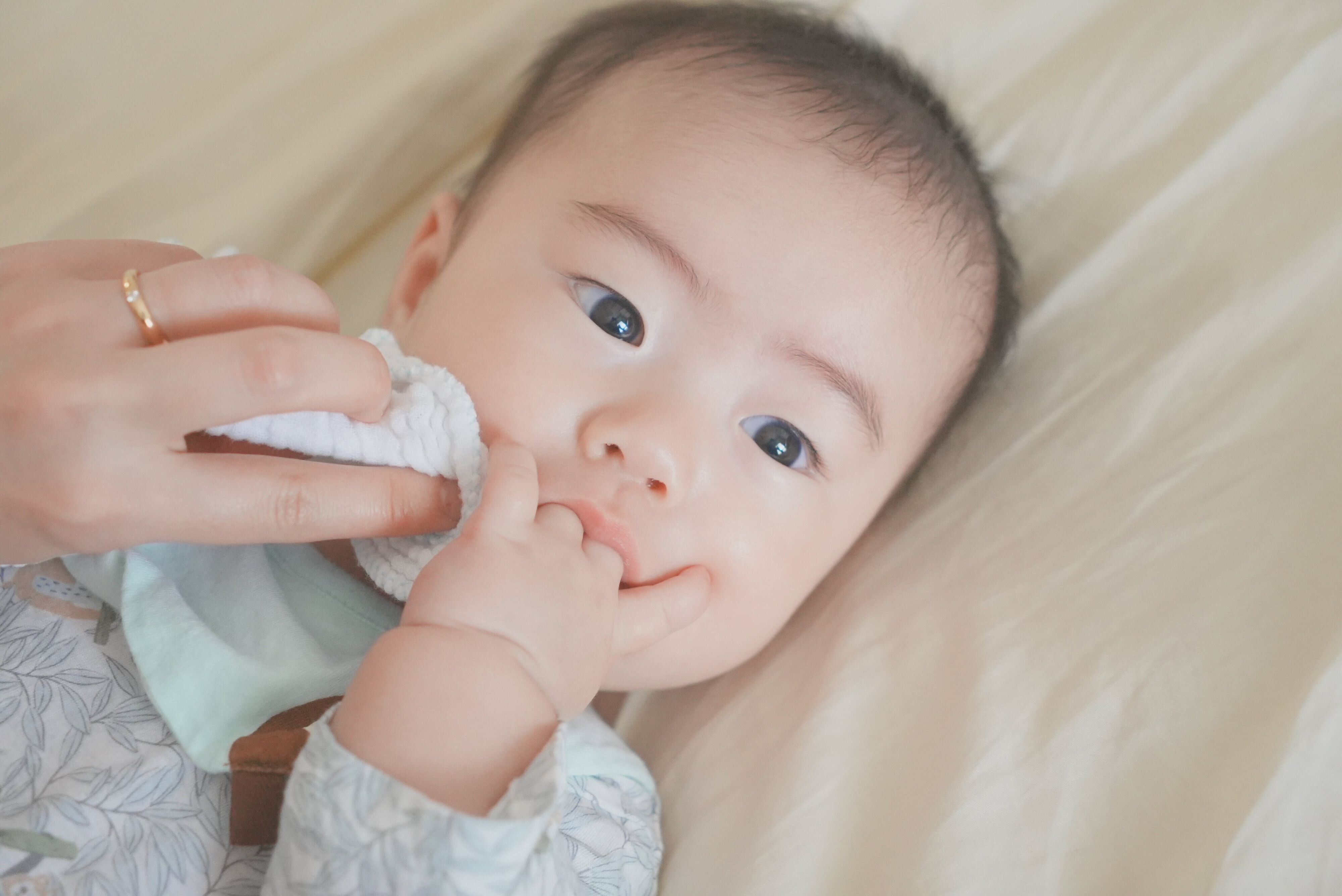 たまひよ成長日記 5カ月と4日ごろ 佐藤詞明くんの成長の様子 お世話編 たまひよ
