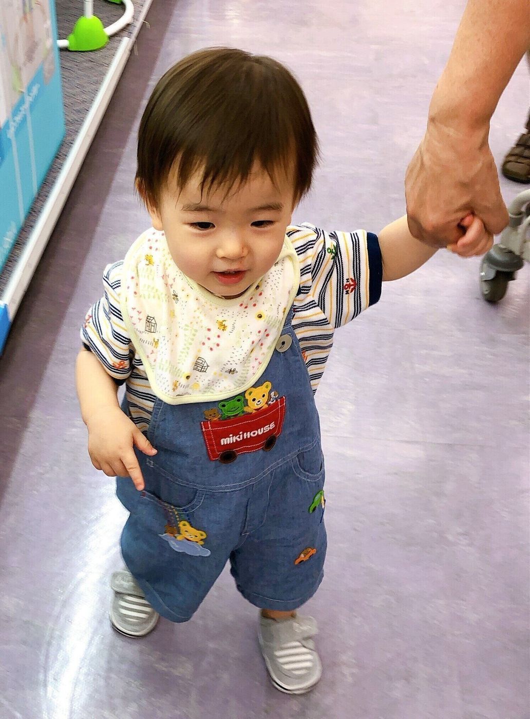 たまひよ成長日記 1才2カ月と17日ごろ 韮塚春翔くんの成長の様子 発育 発達編 たまひよ たまひよ成長日記 1才2カ月と17日ごろ 韮塚春翔くんの成長の様子 発育 発達編 たまひよ