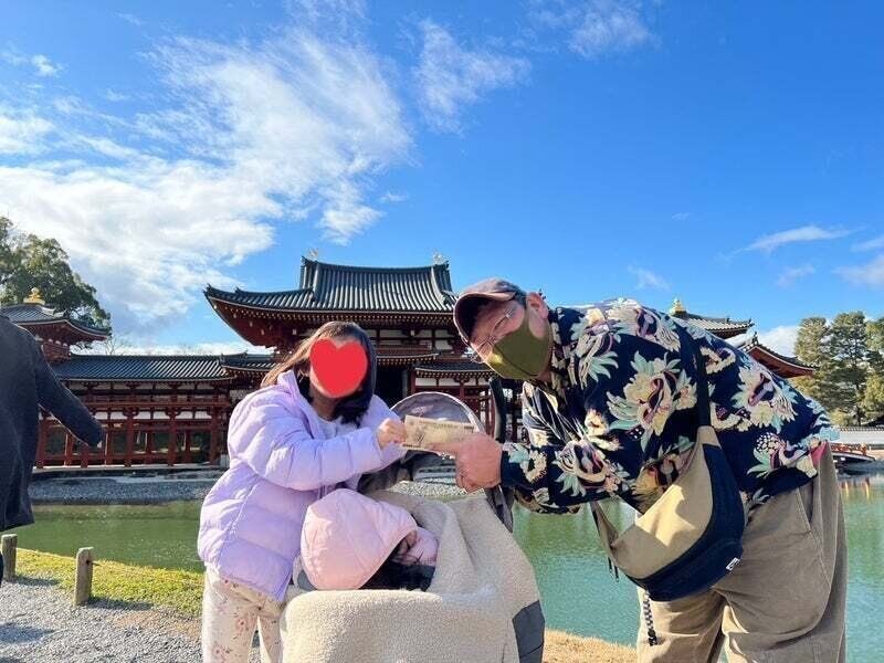 長女が10円玉にある場所に行ってみたいと言い出して、平等院鳳凰堂へ。