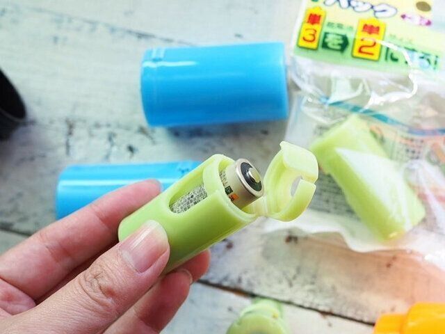 セリア“単3電池を単2にする”電池パック