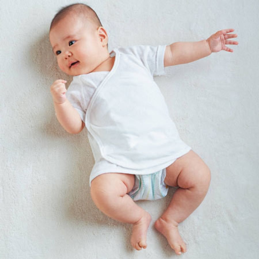 出産準備 春生まれ赤ちゃんの肌着 ウエアはセット買いがおすすめ たまひよ 出産準備 春生まれ赤ちゃんの肌着 ウエアはセット買いがおすすめ たまひよ