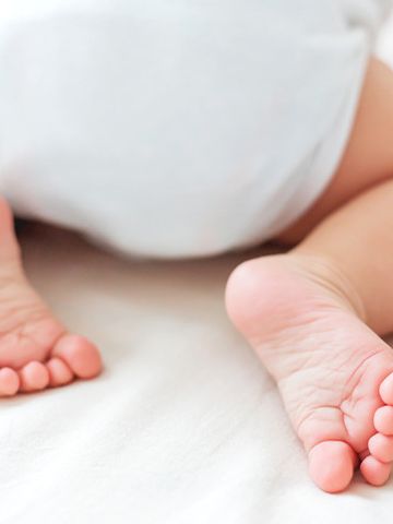 医師監修 色は 形は においは 0歳代赤ちゃんの 月齢別うんち を小児科医が徹底解説 たまひよ