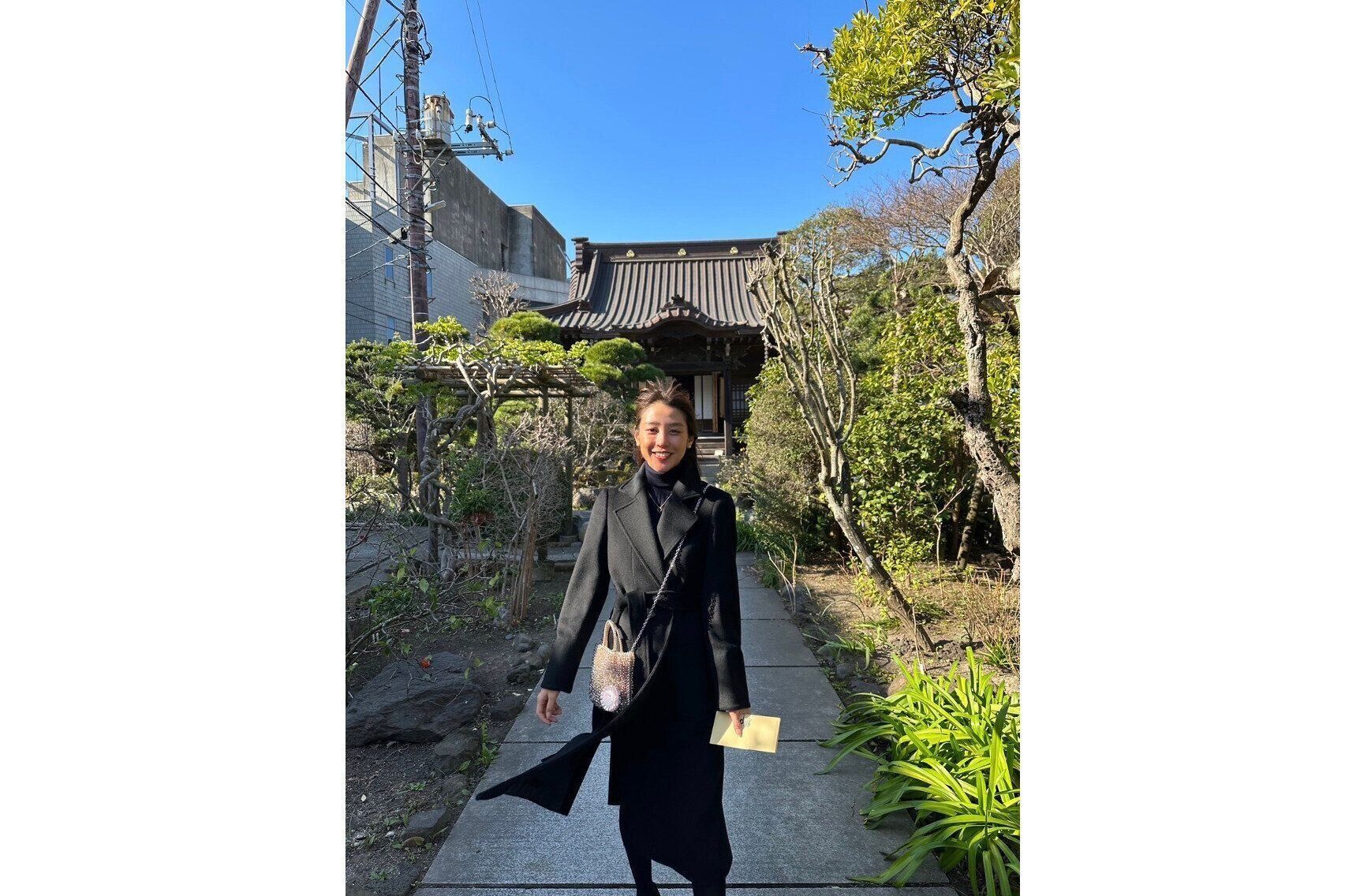 戌の日に安産祈願へ行く岡副さん。