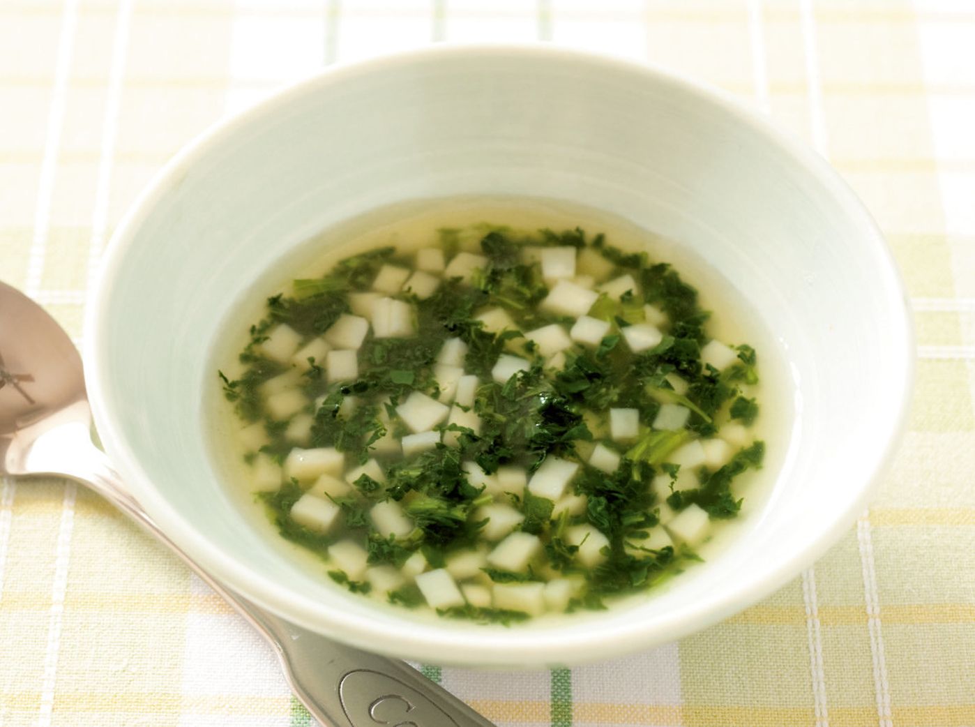 ほうれん草とじゃがいものスープ煮 作り方 レシピ 離乳食中期 7 8ヶ月ごろ たまひよ ほうれん草とじゃがいものスープ煮 作り方 レシピ 離乳食中期 7 8ヶ月ごろ たまひよ