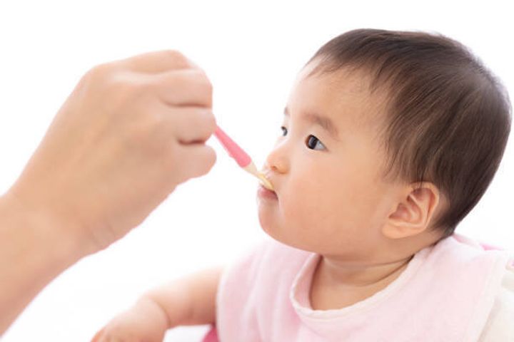 離乳食 食べすぎ 食べない は どのくらいなら大丈夫 改善のしかた 栄養バランスは 管理栄養士 たまひよ 離乳食 食べすぎ 食べない は どのくらいなら大丈夫 改善のしかた 栄養バランスは 管理栄養士 たまひよ