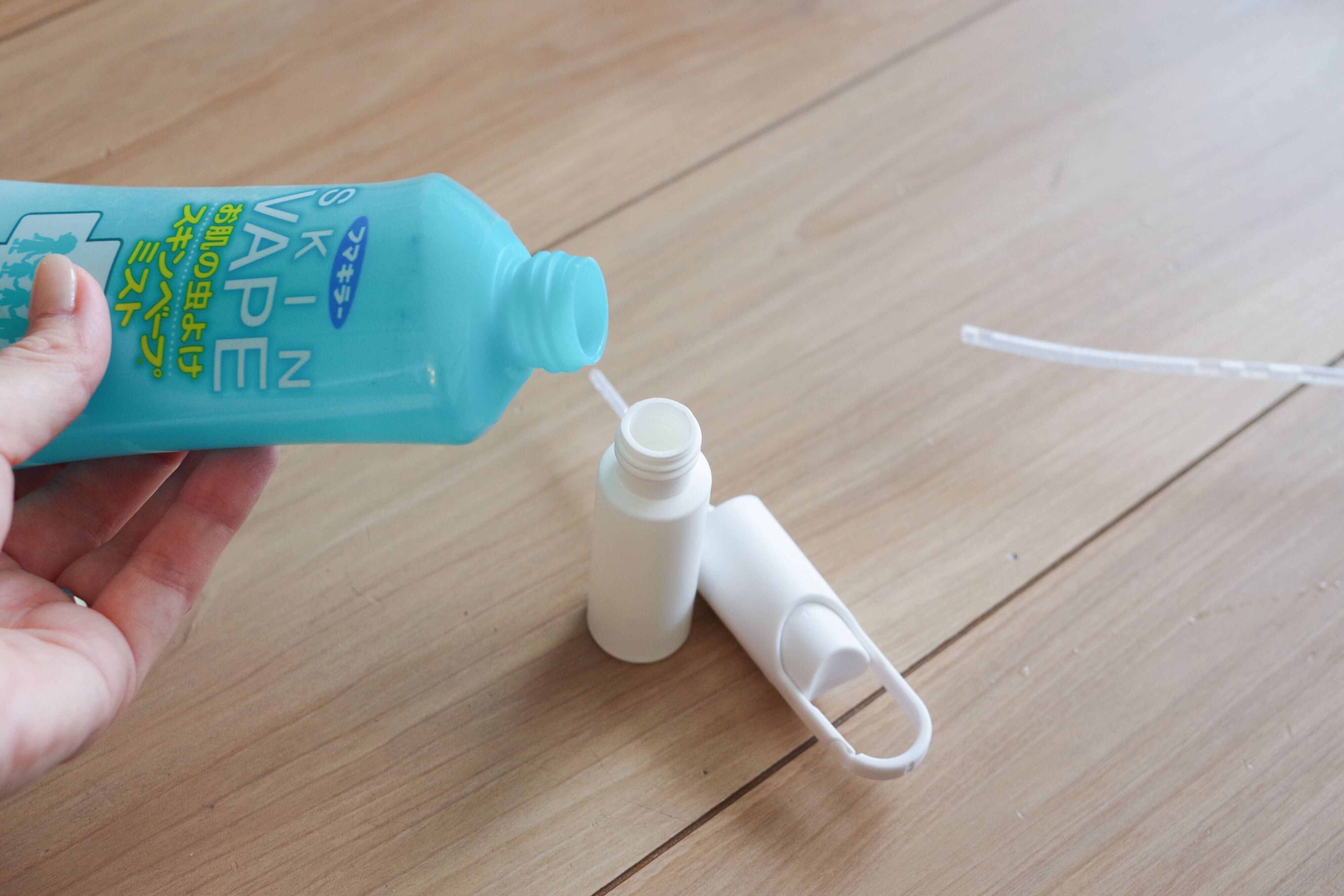 【セリア】バッグに着けたい新商品！アルコール対応でサッと使える点が優秀！