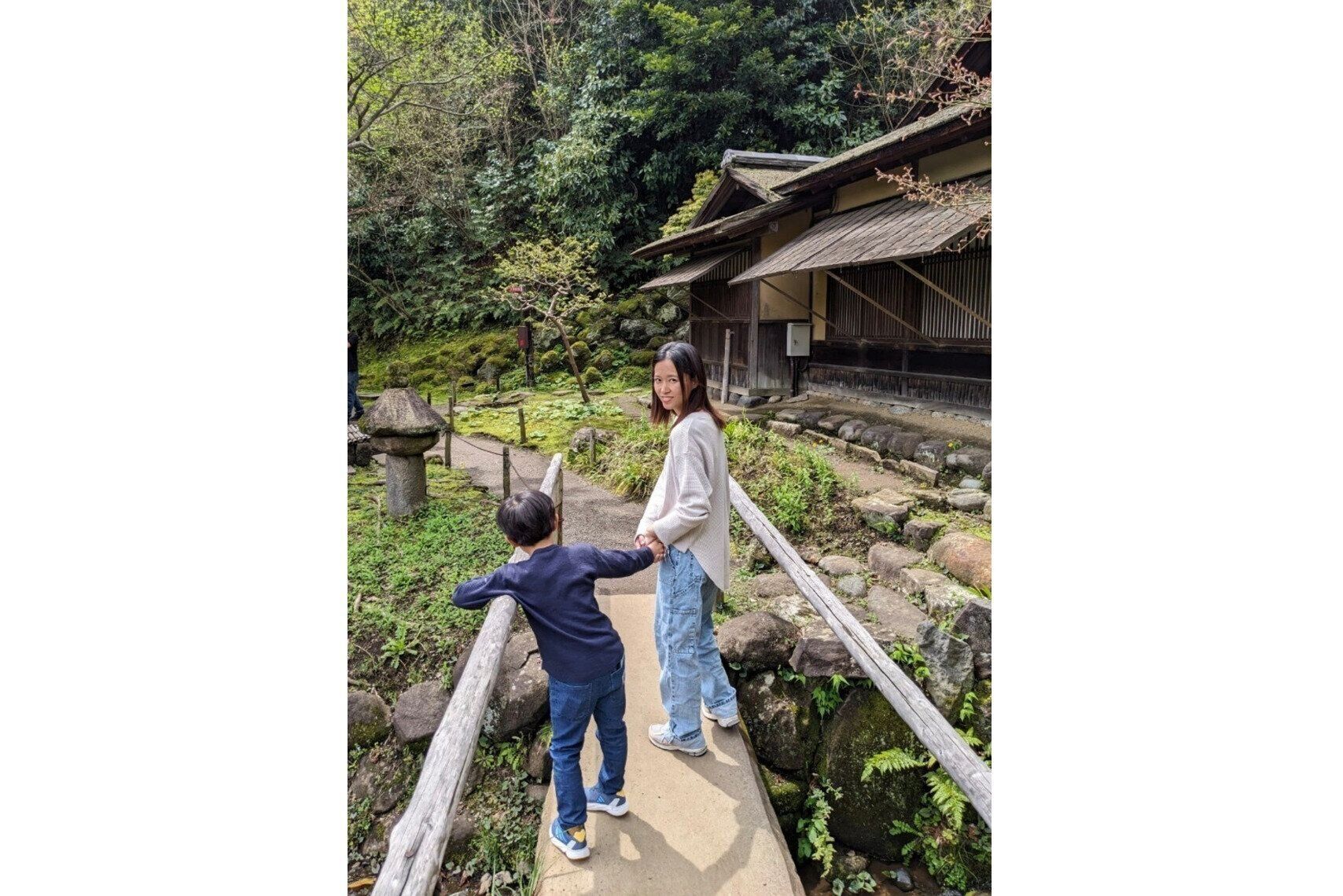 近藤さや香さんと息子さん。