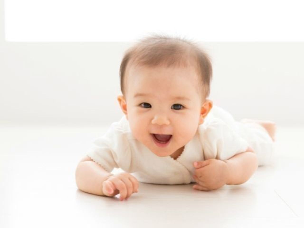 8カ月 ハイハイや後追いが始まったら 安全対策 ママのトイレ事情 たまひよ 8カ月 ハイハイや後追いが始まったら 安全対策 ママのトイレ事情 たまひよ