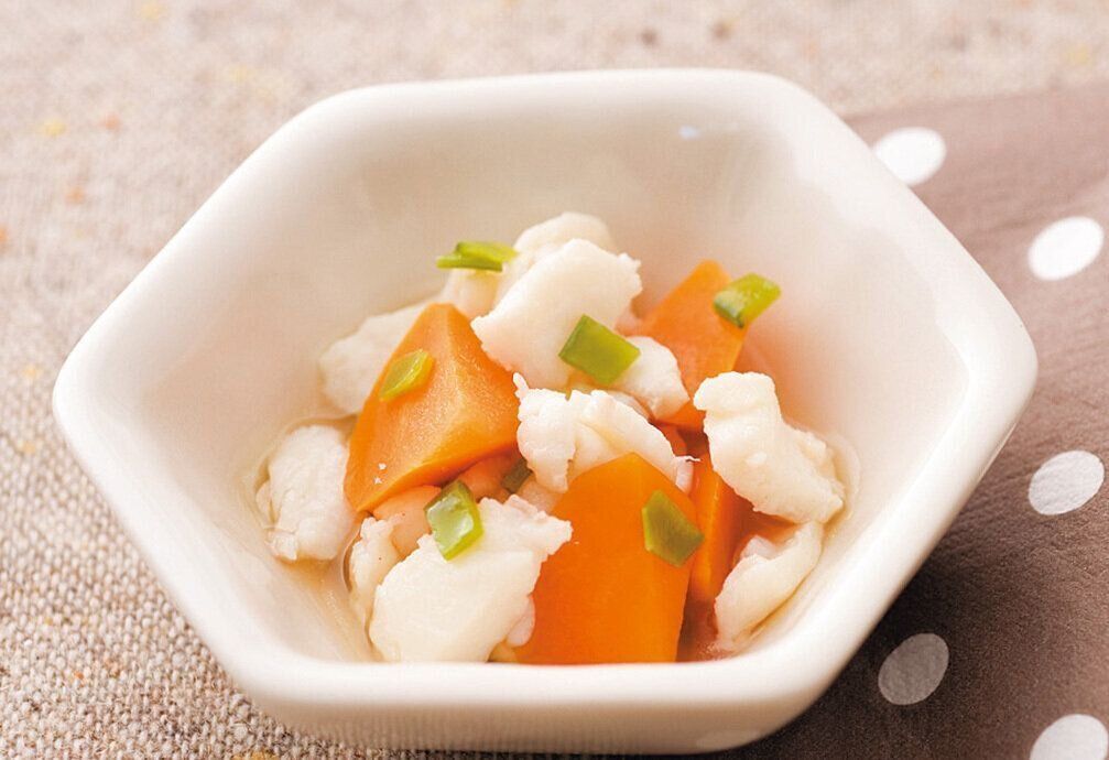 ひらめとにんじんの煮もの （離乳完了期 1才～1才6カ月ごろ）