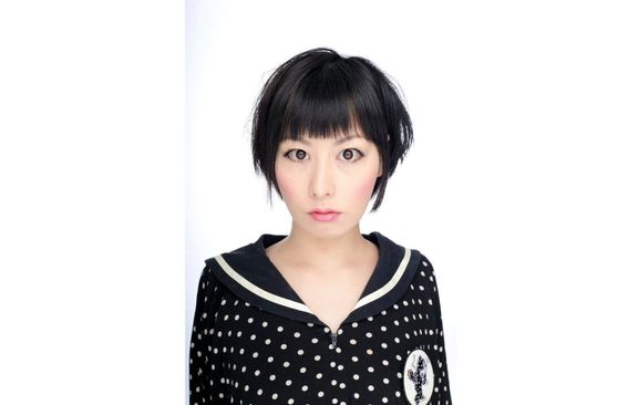 鳥居みゆきさんのプロフィールカット