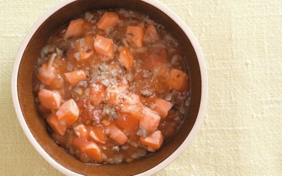 トマトときのこのサーモンアクアパッツァ (離乳後期 9~11カ月ごろ)