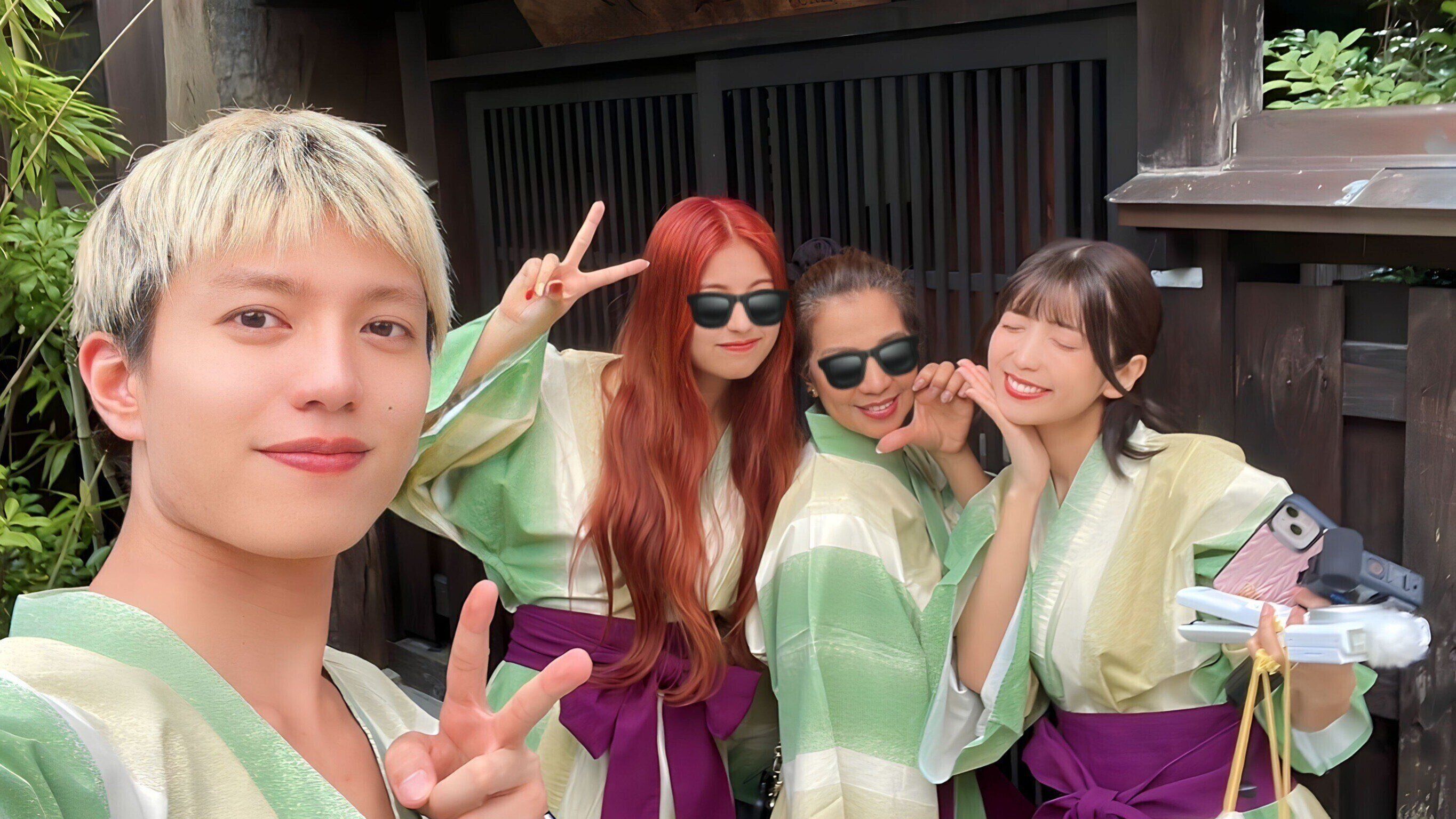 ゆんさんが家族4人で旅行に行った際の写真。