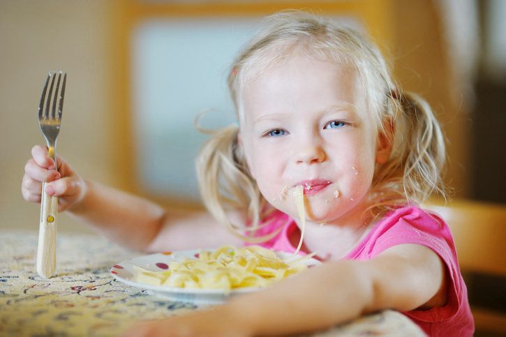 専門家監修 1 2歳 朝からパクパク よく食べる子の親はココが違う 5つの共通点 たまひよ