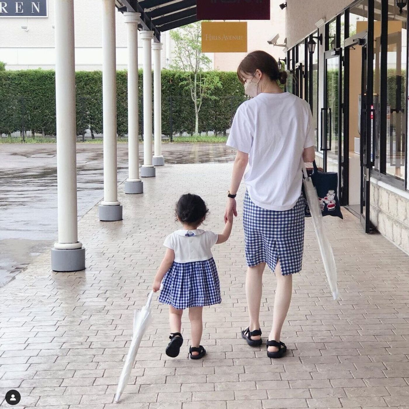ママの夏コーデ お散歩にも最適 子どもとおそろい オシャレな4選 たまひよ ママの夏コーデ お散歩にも最適 子どもとおそろい オシャレな4選 たまひよ