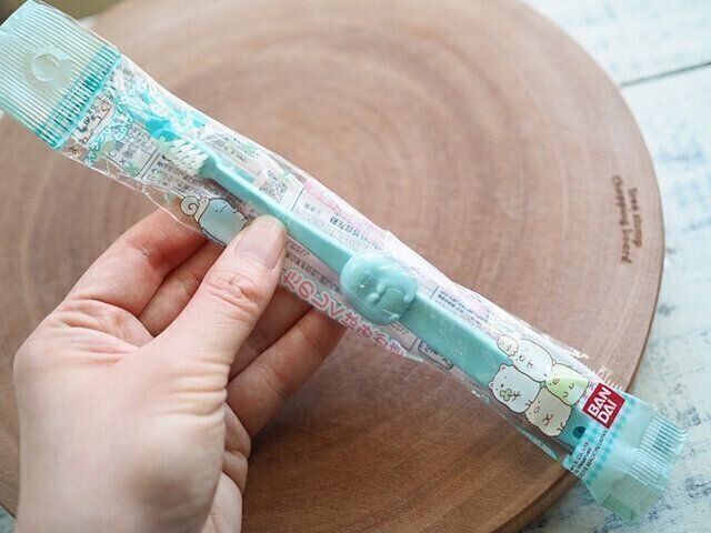 セリア　すみっコぐらしの歯ブラシ