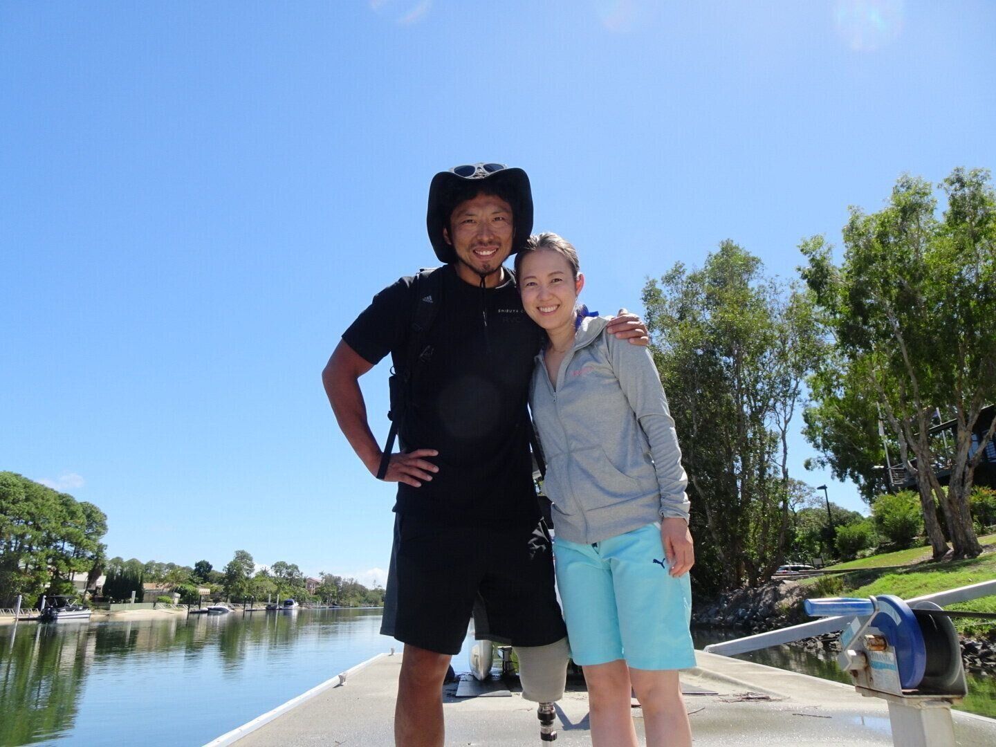 夫婦2人のころ。堀江さんのパラカヌー合宿先であるオーストラリア・シドニーにて。