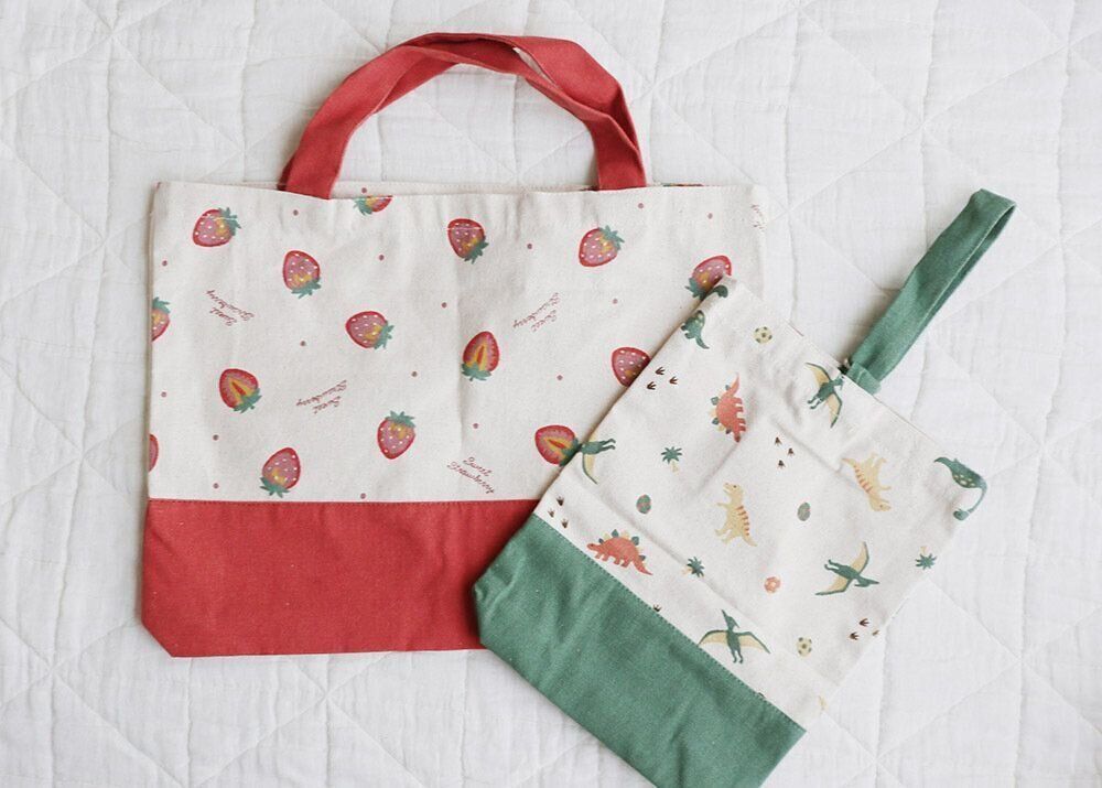 100均一　入園グッズ　ダイソーセリア