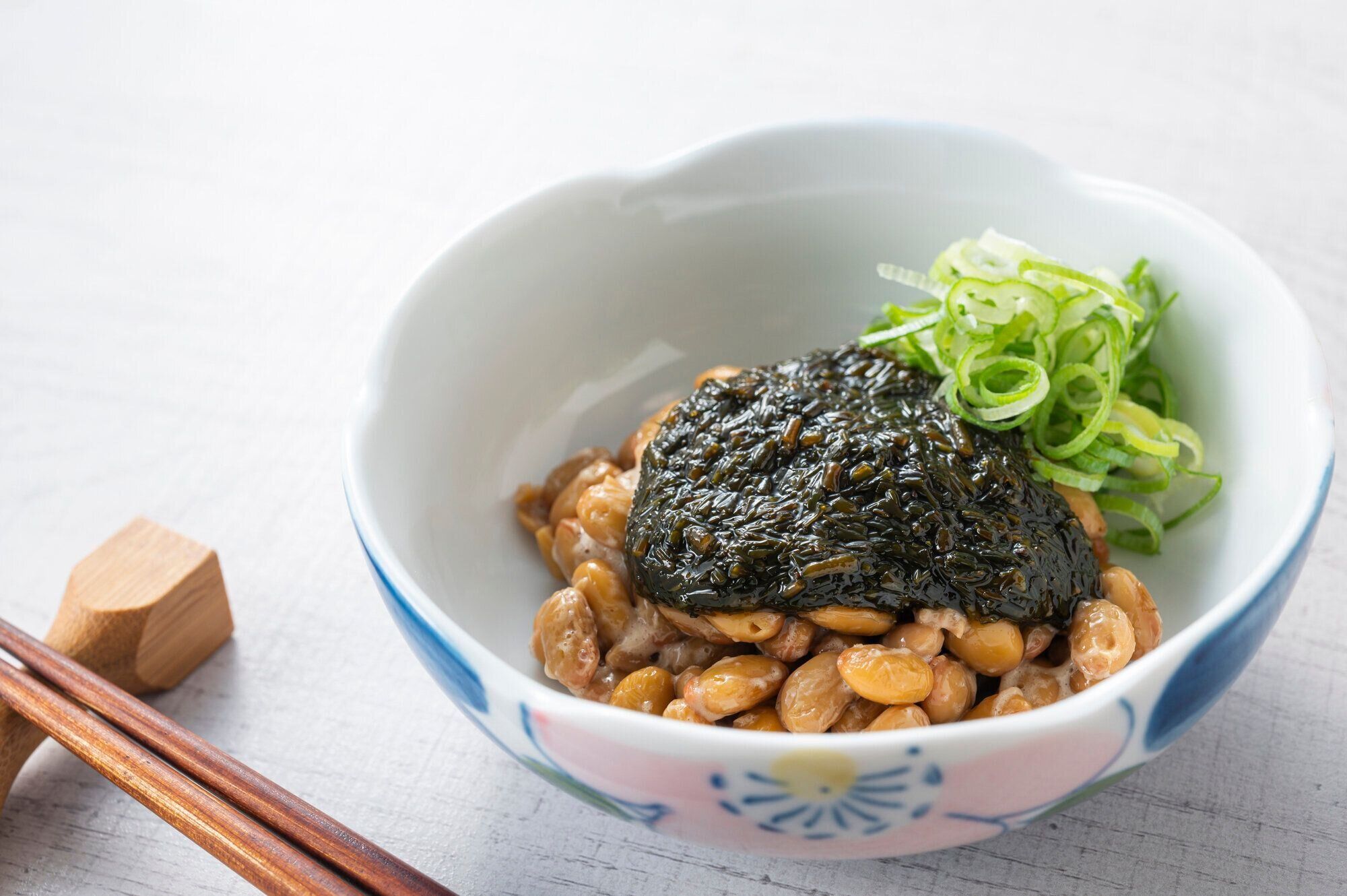 「納豆になに混ぜる？」みんなの斬新アイデア大集合！