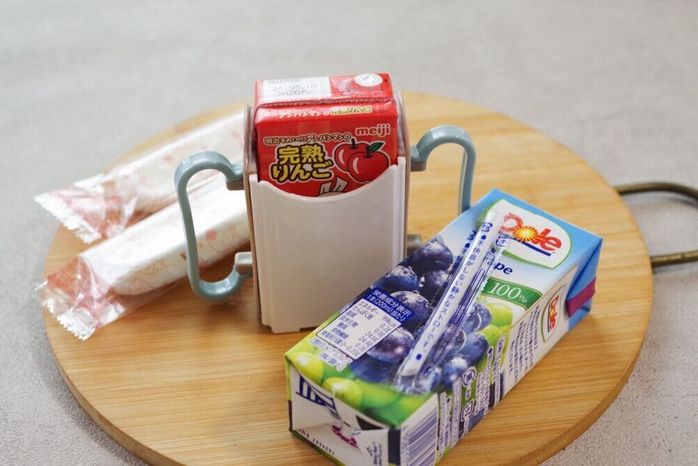 【ダイソー】うっかり汚れを防ぐ!持ってると安心な「紙パック飲料のお供」とは
