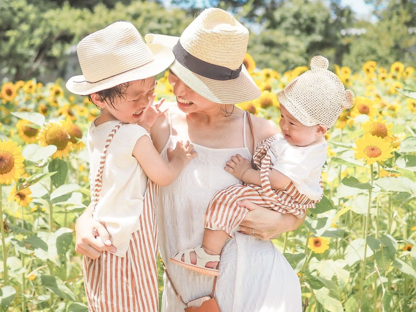 近所へのお出かけも気分があがる 親子リンクコーデ5選 たまひよ 近所へのお出かけも気分があがる 親子リンクコーデ5選 たまひよ