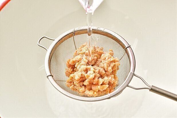 ●納豆の粘りを取る