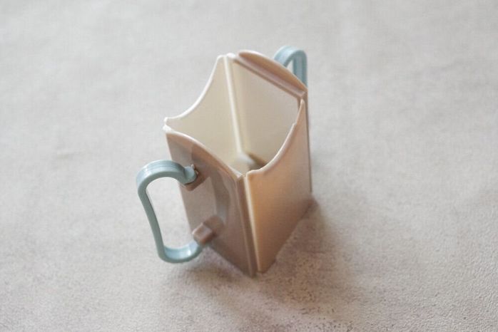 【ダイソー】うっかり汚れを防ぐ!持ってると安心な「紙パック飲料のお供」とは