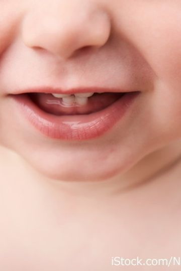 赤ちゃんが歯ぎしりをする主な原因と対処法 たまひよ 赤ちゃんが歯ぎしりをする主な原因と対処法 たまひよ