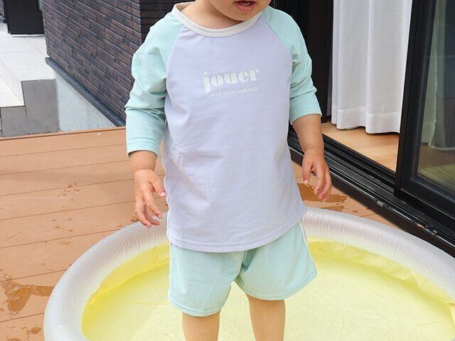 スリコ・セリアの水遊びグッズ　水着