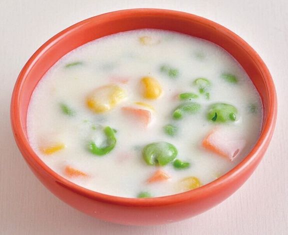 ミックスベジタブルのミルク煮 (離乳完了期 1才~1才6カ月ごろ)