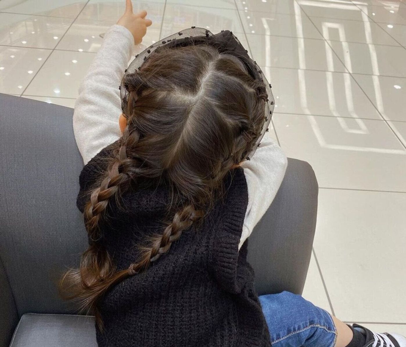 三つ編みが可愛い おしゃれキッズヘアアレンジ たまひよ 三つ編みが可愛い おしゃれキッズヘアアレンジ たまひよ