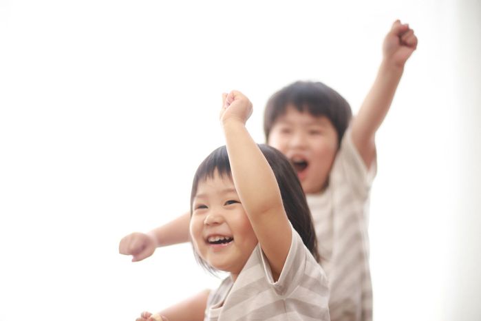 明るく答える子供たち