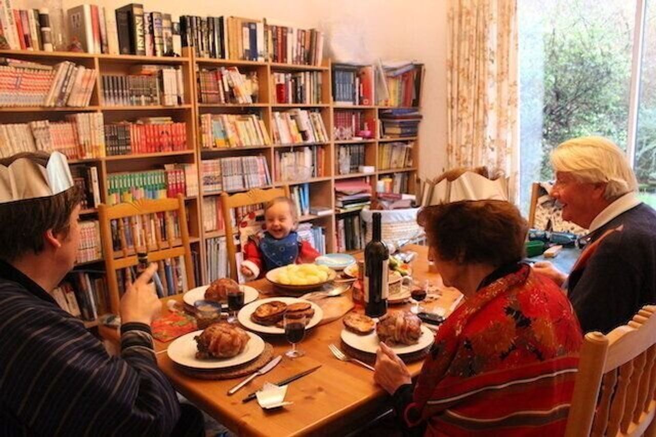 夕食はレンチン 出産翌日に自分でパンを焼く イギリスと日本 出産 育児事情はこんなに違う 英国在住 著述家に聞く たまひよ 夕食はレンチン 出産翌日に自分でパンを焼く イギリスと日本 出産 育児事情はこんなに違う 英国在住 著述家に聞く たまひよ