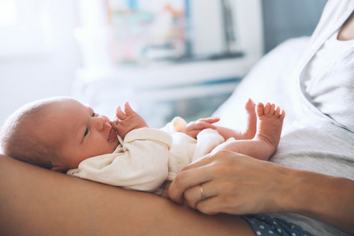 専門家監修 0 4ヶ月 低月齢期にママが直面する授乳のあるある悩みを助産師が一発解決 たまひよ 専門家監修 0 4ヶ月 低月齢期にママが直面する授乳のあるある悩みを助産師が一発解決 たまひよ