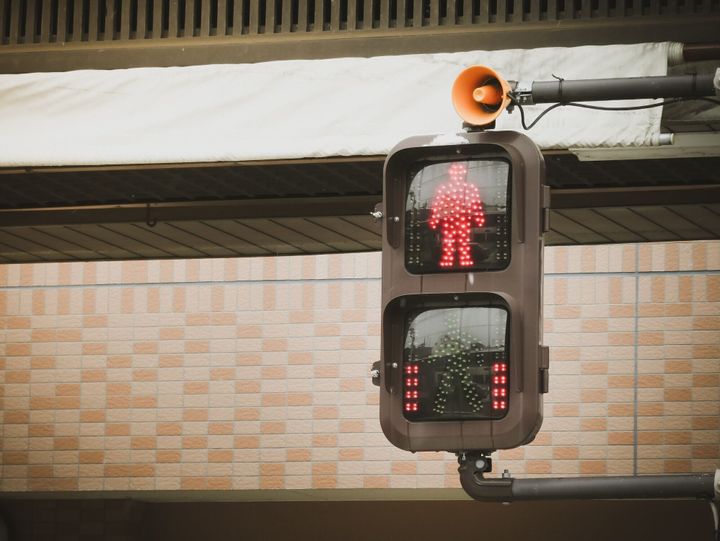 歩行者横断歩道交通停止信号。