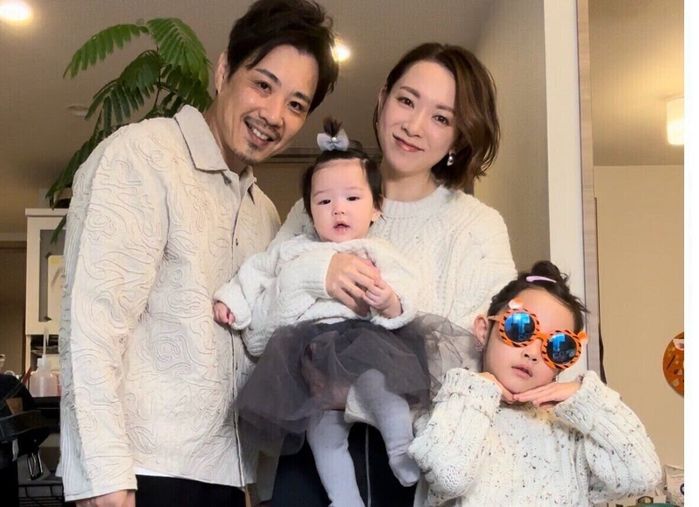 山口美沙さんとライセンス・藤原さんの家族写真