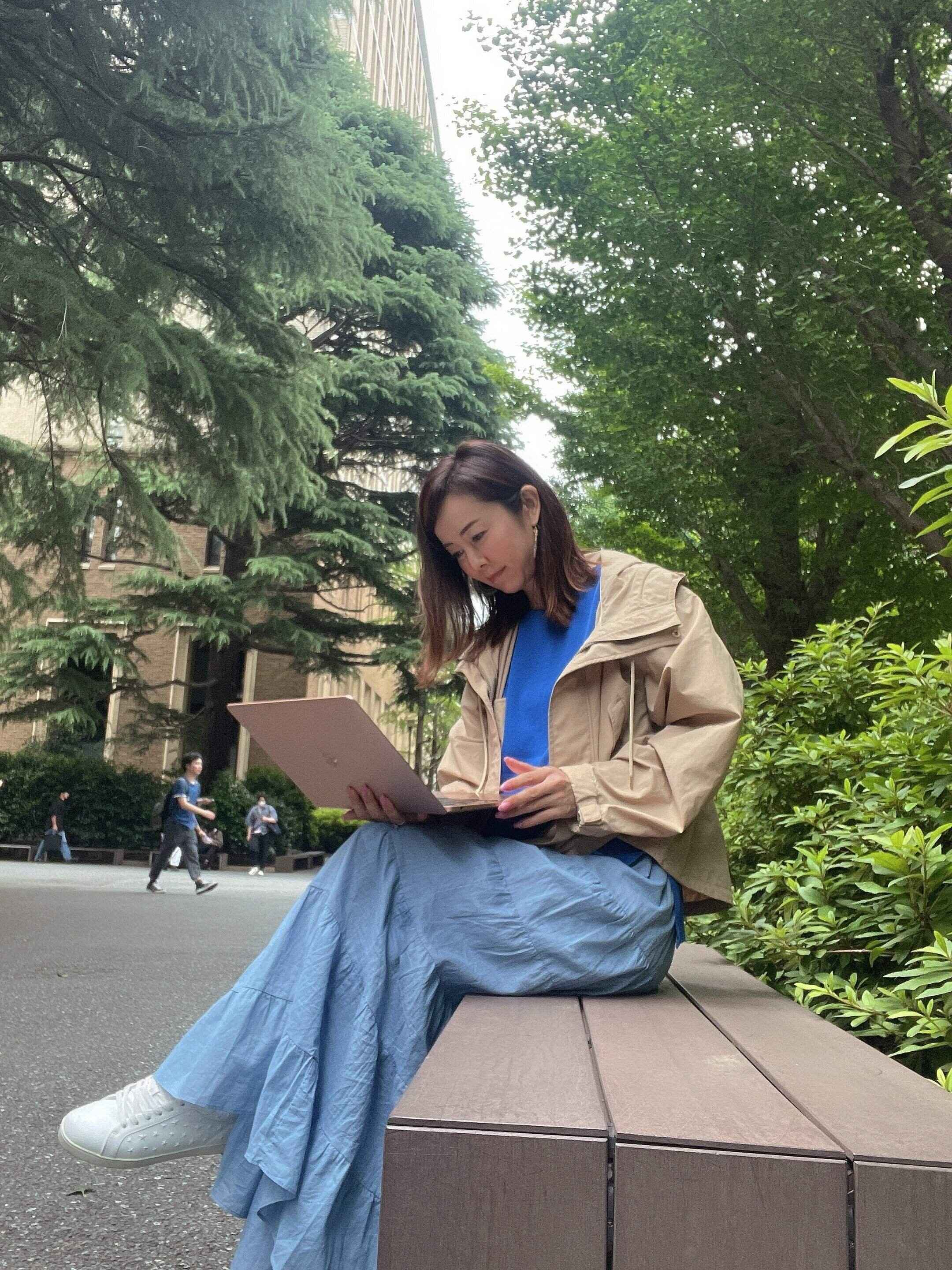 通っている大学院のキャンパスにて。