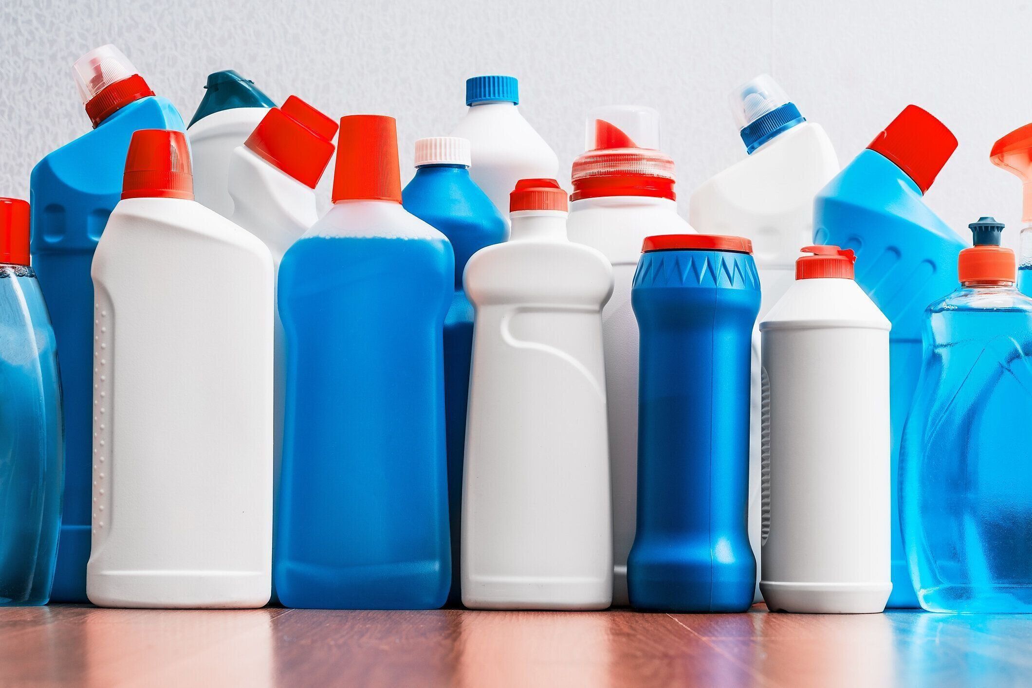 クリーニング製品。家事。春の清掃。