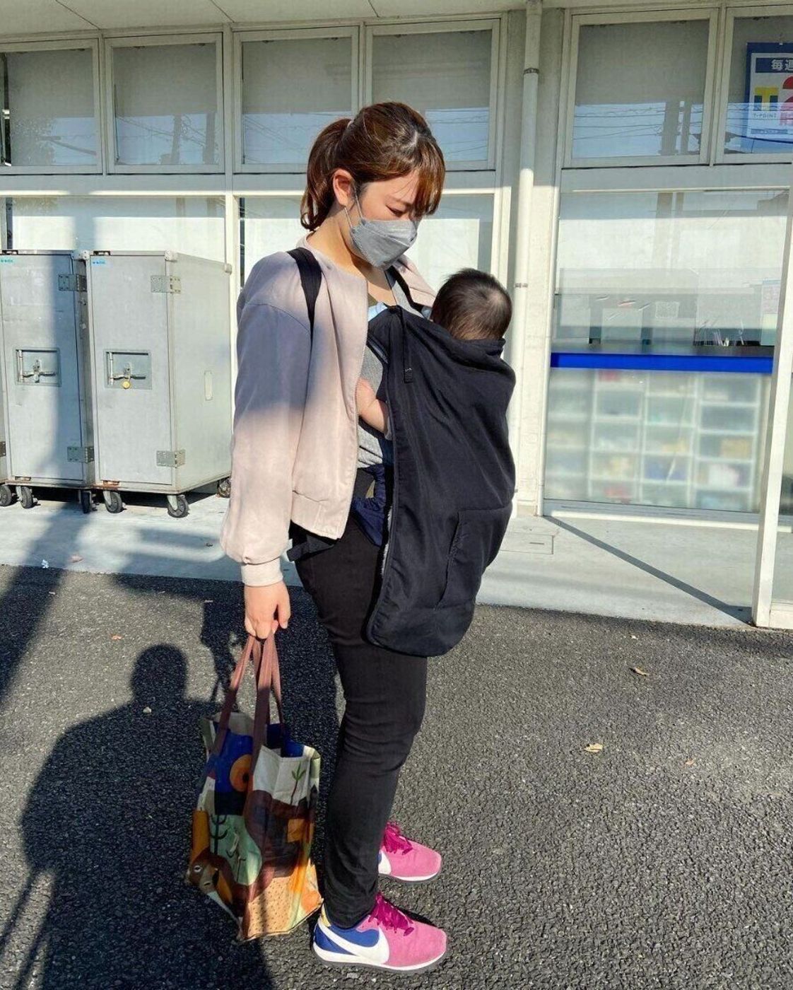 抱っこ紐 ベビーカー兼用ok 寒い日の必需品 お布団のように暖かい おすすめ防寒ケープ4選 たまひよ 抱っこ紐 ベビーカー兼用ok 寒い日の必需品 お布団のように暖かい おすすめ防寒ケープ4選 たまひよ