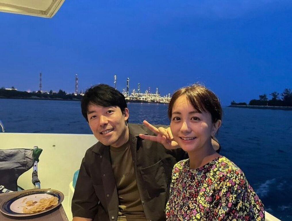 福田萌さんと中田敦彦さんの写真