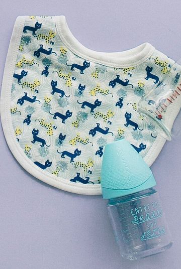 保健師監修 哺乳びん 乳首の選び方 赤ちゃんがむせるのは 乳首が合っていないことが原因のことも たまひよ 保健師監修 哺乳びん 乳首の選び方 赤ちゃんがむせるのは 乳首が合っていないことが原因のことも たまひよ