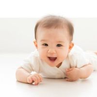 赤ちゃんが はいはい をしないときに見直したいこと 2 環境づくり 遊び方 たまひよ 赤ちゃんが はいはい をしないときに見直したいこと 2 環境づくり 遊び方 たまひよ