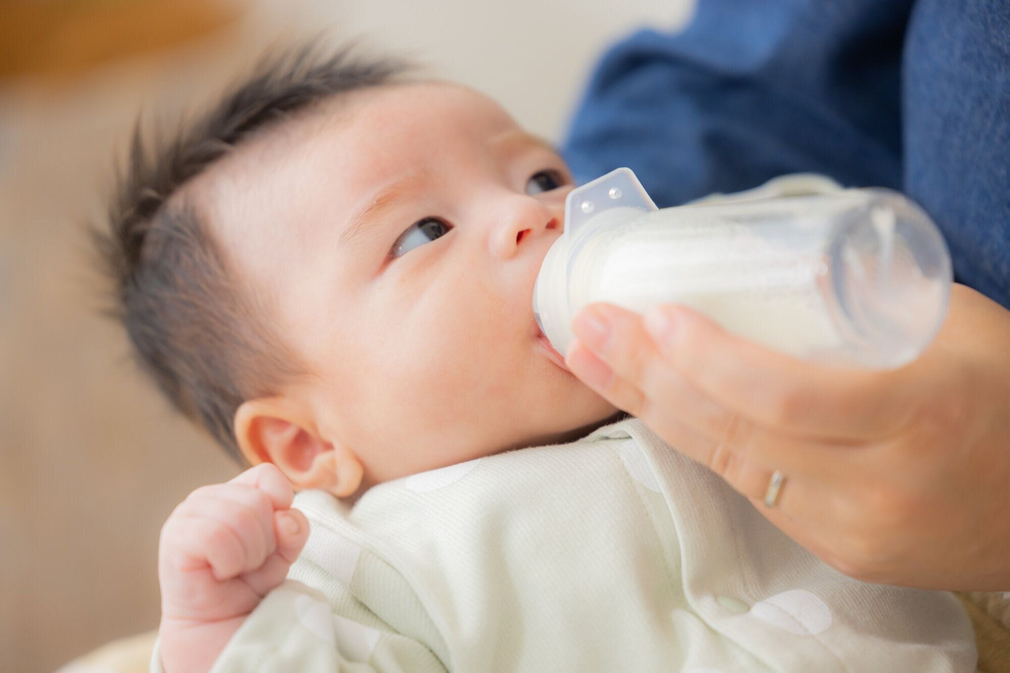 母乳とミルクの混合育児の進め方