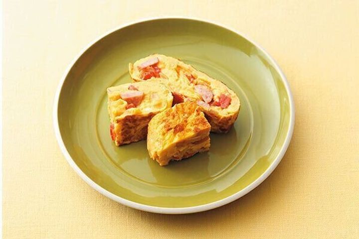 玉ねぎとトマトのウインナオムレツ 大人2人 子ども1人分 幼児食レシピ たまひよ 玉ねぎとトマトのウインナオムレツ 大人2人 子ども1人分 幼児食レシピ たまひよ