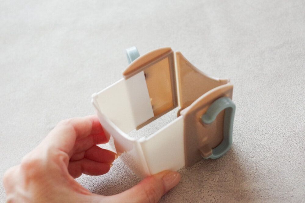 【ダイソー】うっかり汚れを防ぐ！持ってると安心な「紙パック飲料のお供」とは