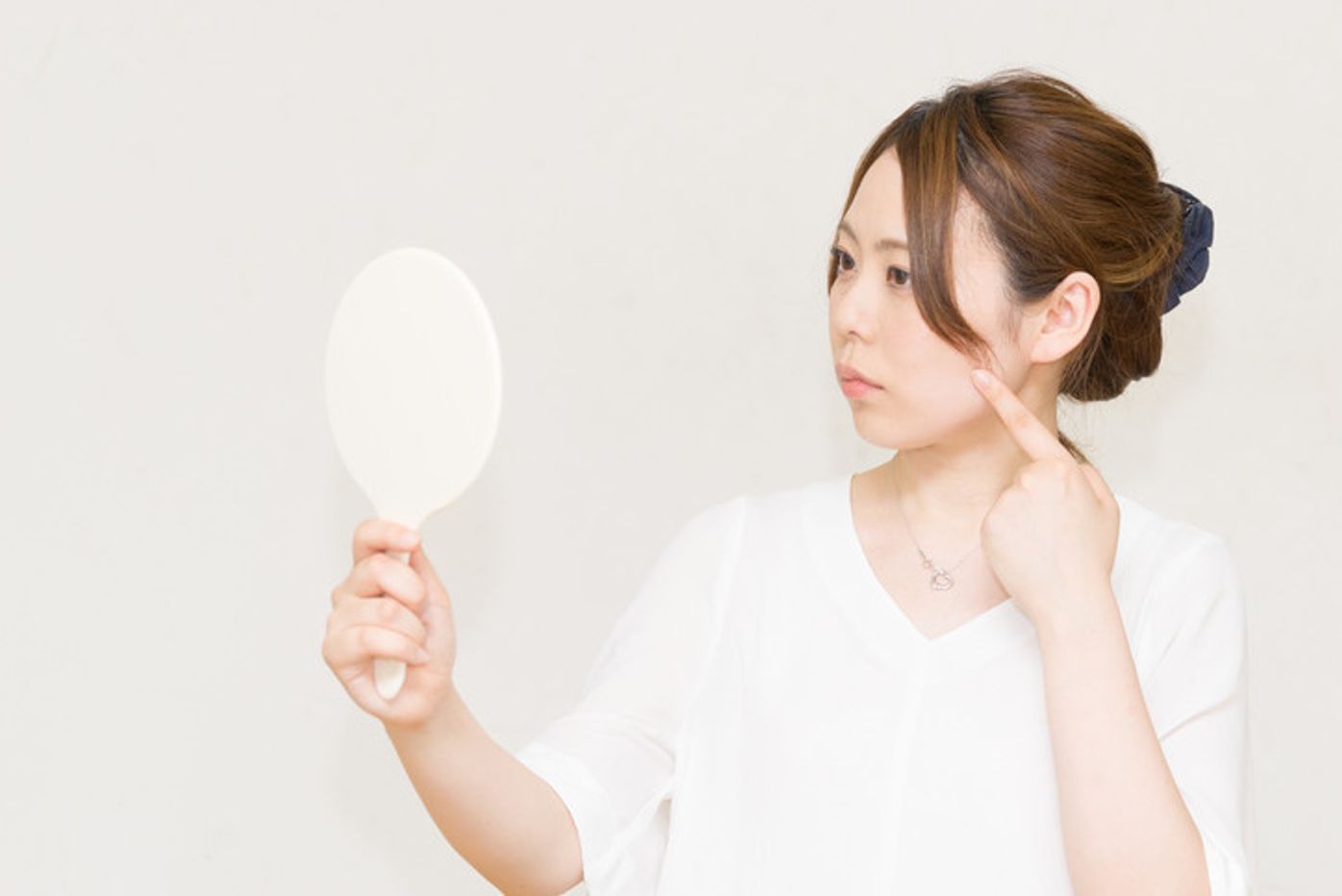 妊娠34週 首や胸元に黒いブツブツ 妊娠と関係ある 専門家q A たまひよ 妊娠34週 首や胸元に黒いブツブツ 妊娠と関係ある 専門家q A たまひよ